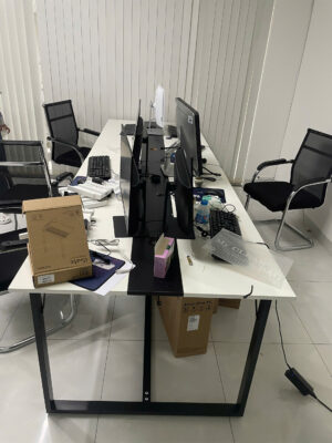 Thanh lý nội thất văn phòng tại Quận 5