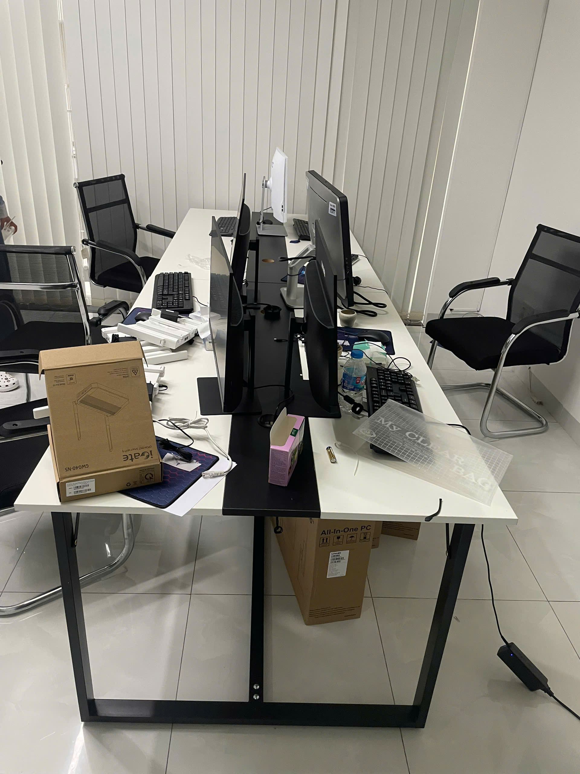 Thanh lý nội thất văn phòng tại Quận 5
