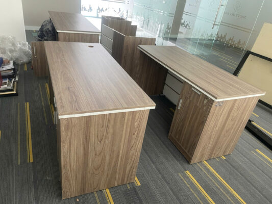 thanh lý bàn tại Quận 7