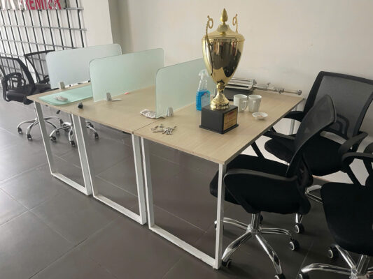 Thanh lý nội thất văn phòng tại Quận 10