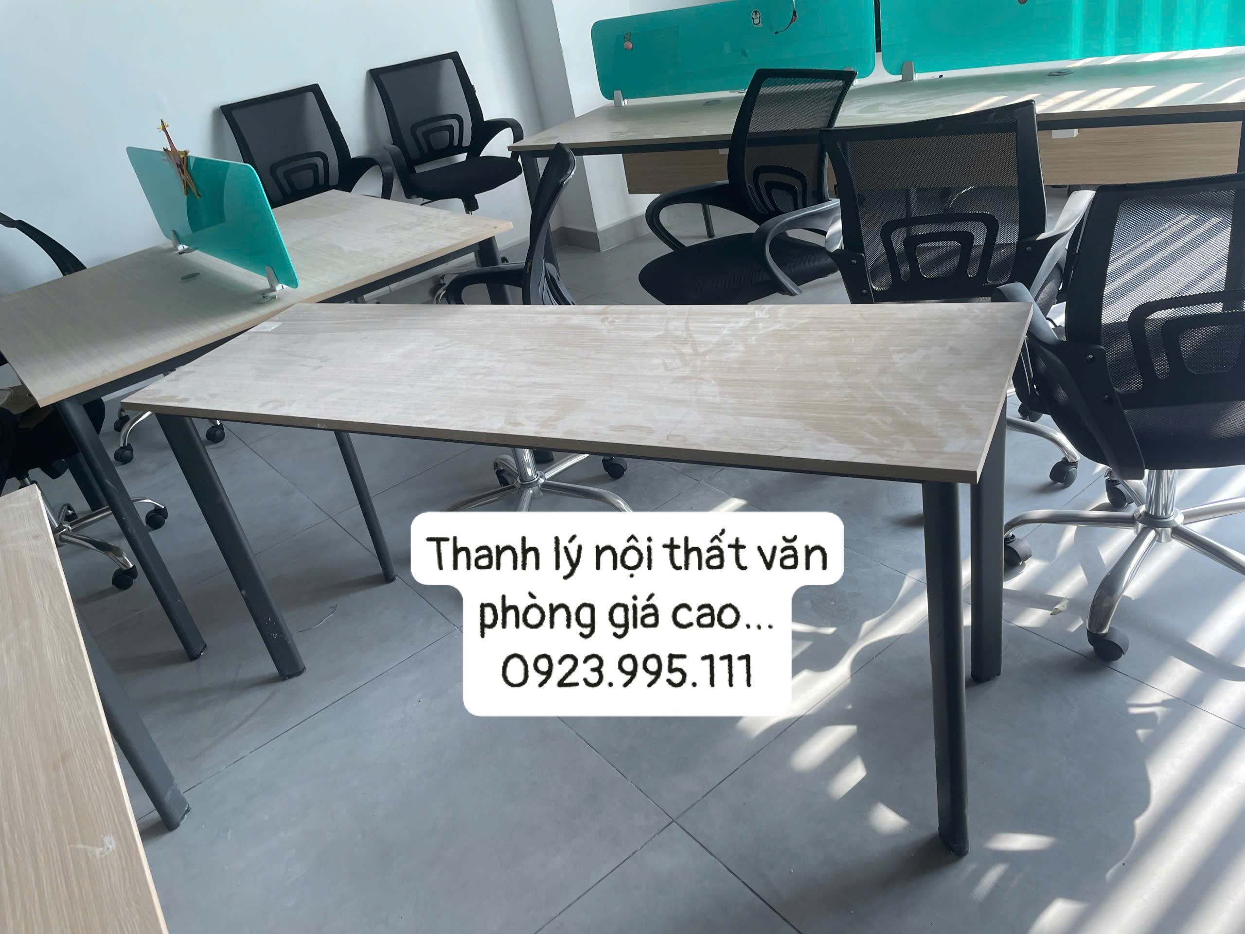 Thanh lý nội thất văn phòng giá cao