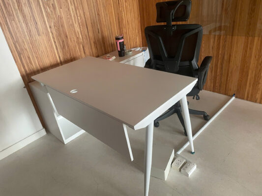 Thanh lý bàn ghế văn phòng 