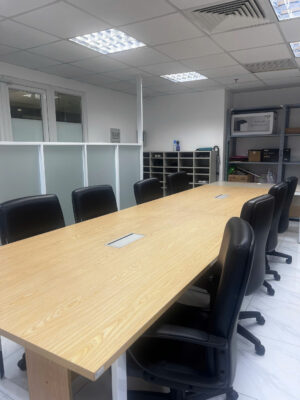 thu mua bàn ghế văn phòng giá cao