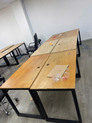 thu mua bàn ghế văn phòng