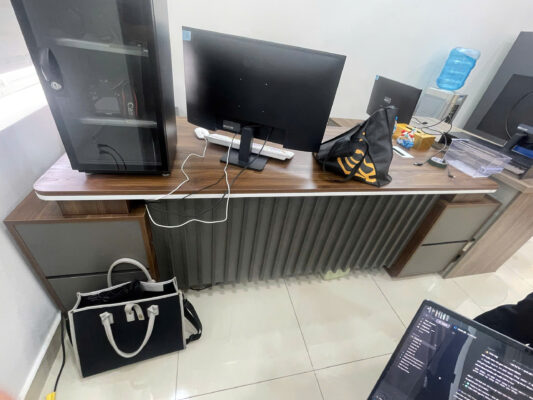 Đồ cũ Quốc Việt_thu mua nội thất văn phòng giá cao