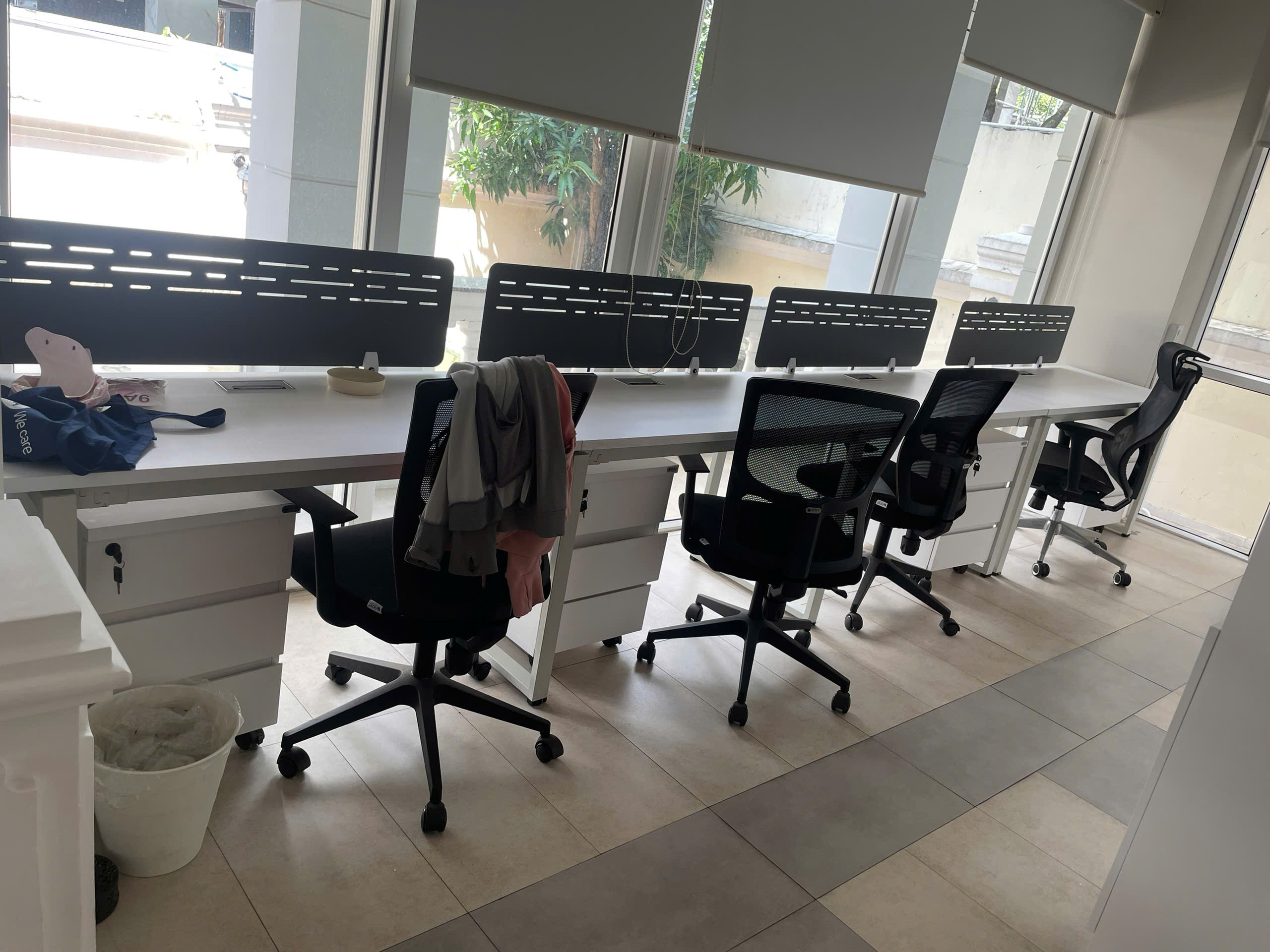 thu mua nội thất văn phòng Quận 2